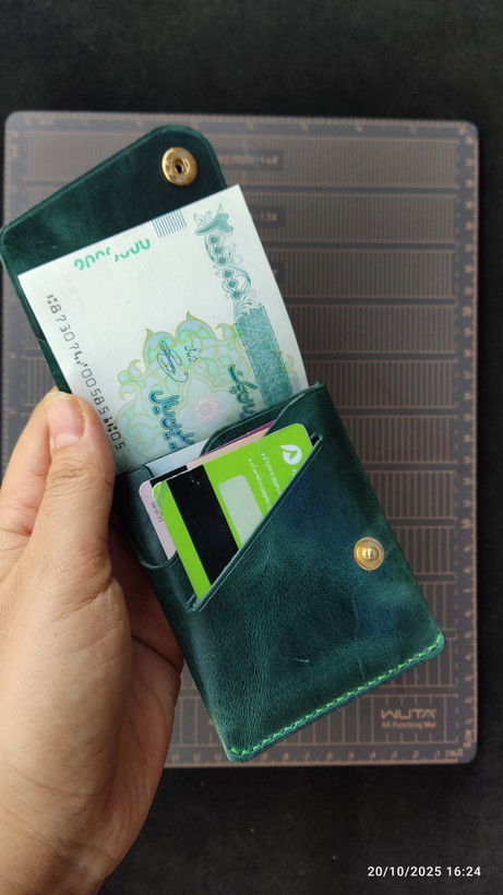 کیف پول جیبی مدل هیراد چرم طبیعی کوچک و سبک