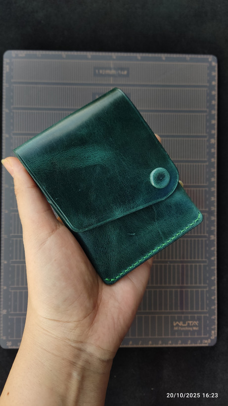 کیف پول جیبی مدل هیراد چرم طبیعی کوچک و سبک
